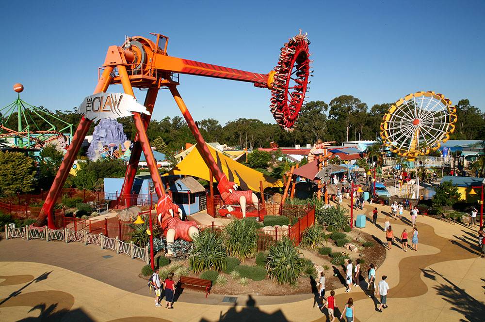Image of the Claw Thrill Ride
