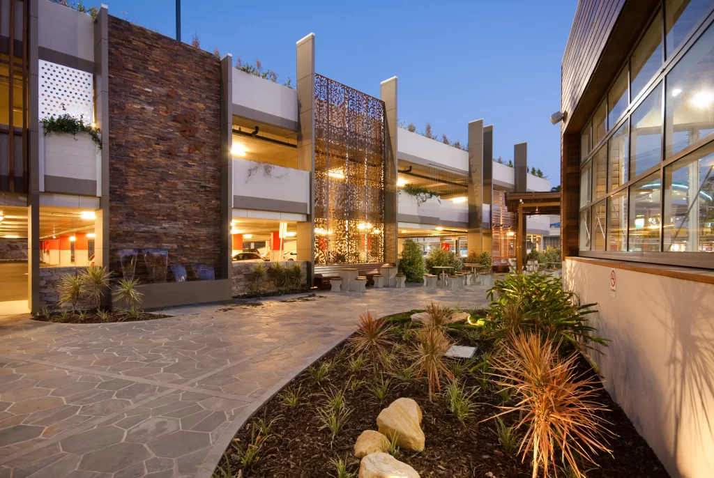 Mount Ommaney Shopping Centre | Retail Landscapes Australia